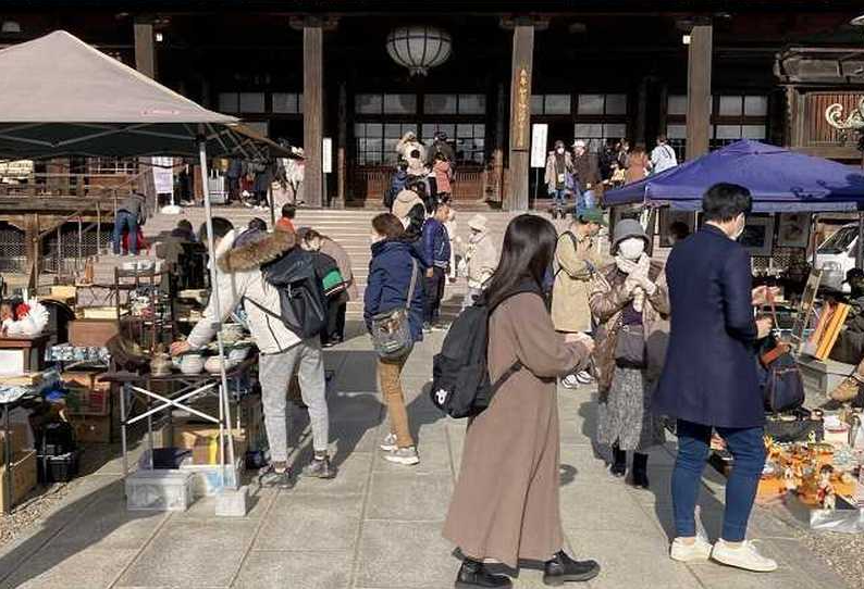 護国寺骨董市