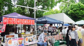 吹田にぎわいフリーマーケット&伝統文化&交通安全in高浜神社