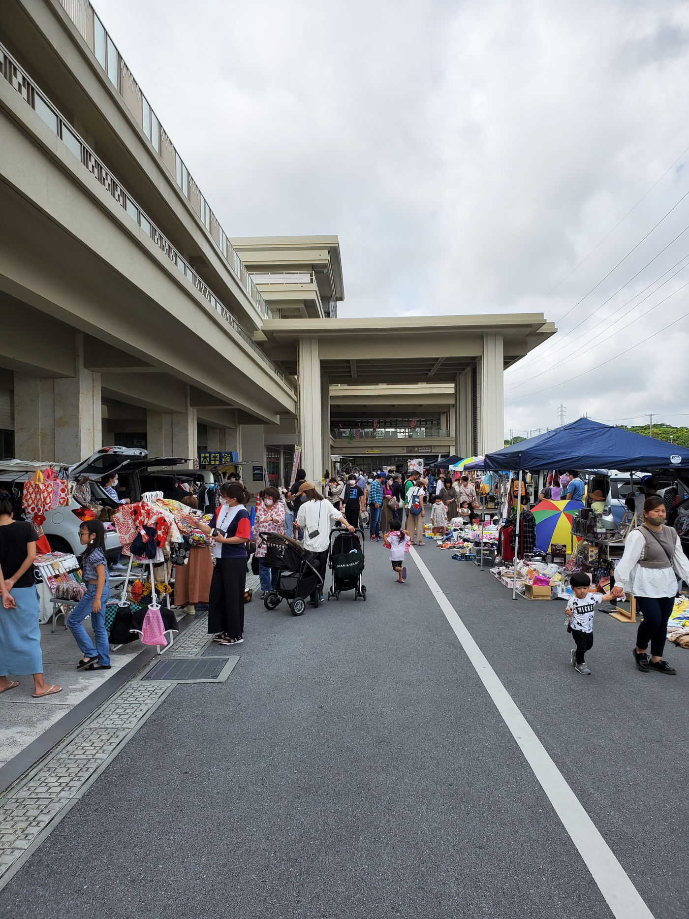 テイクアウト市同時開催フリーマーケット【リユース市場】
