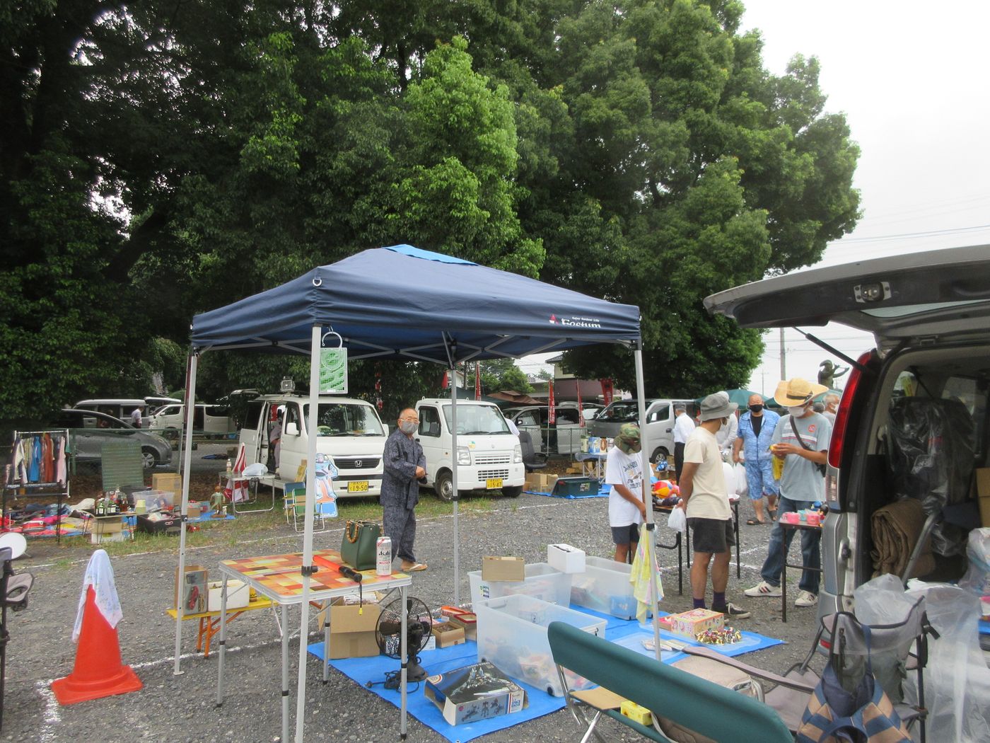 太田市　生品神社 フリマ&骨董お宝市 全日曜開催　  新田義貞ゆかりの神社 40区画