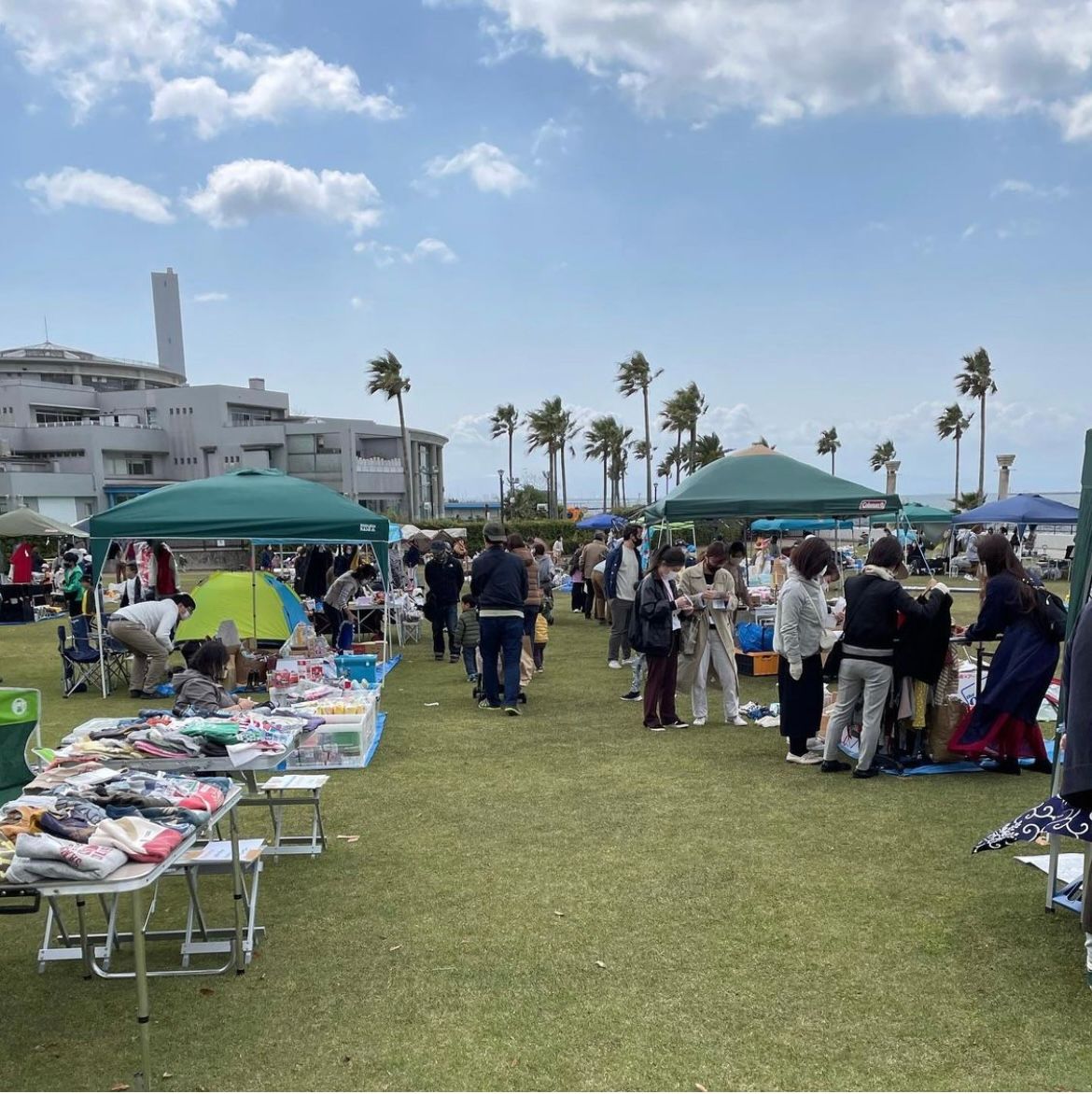 鳴尾浜臨海公園芝生広場　kids festa