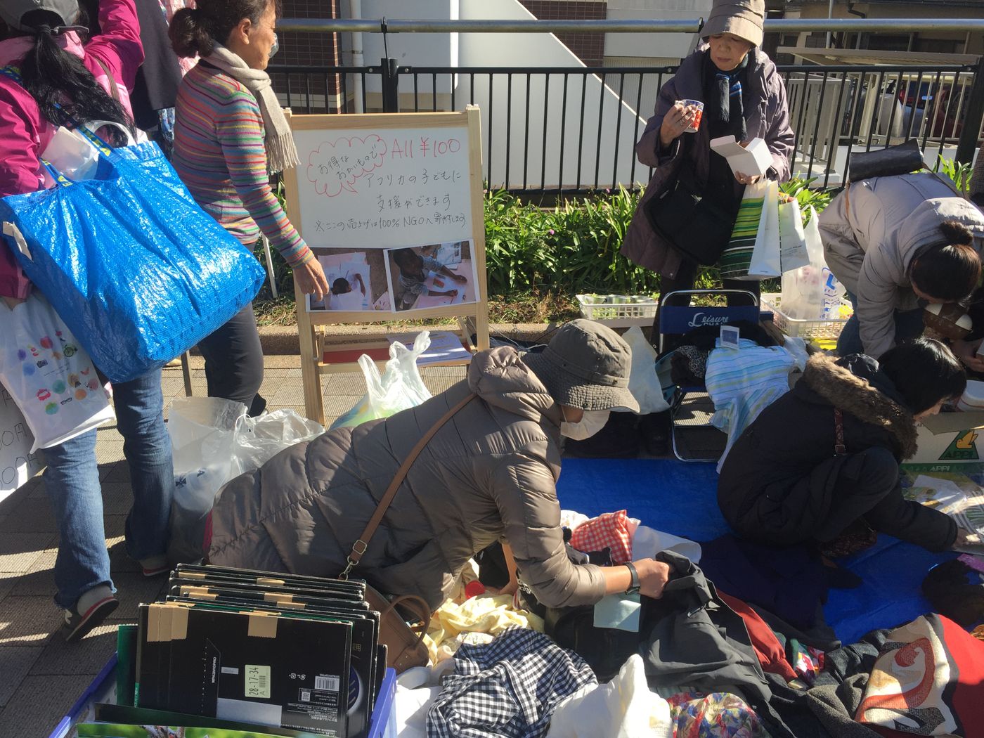 反町東横フラワー緑道　フリーマーケット