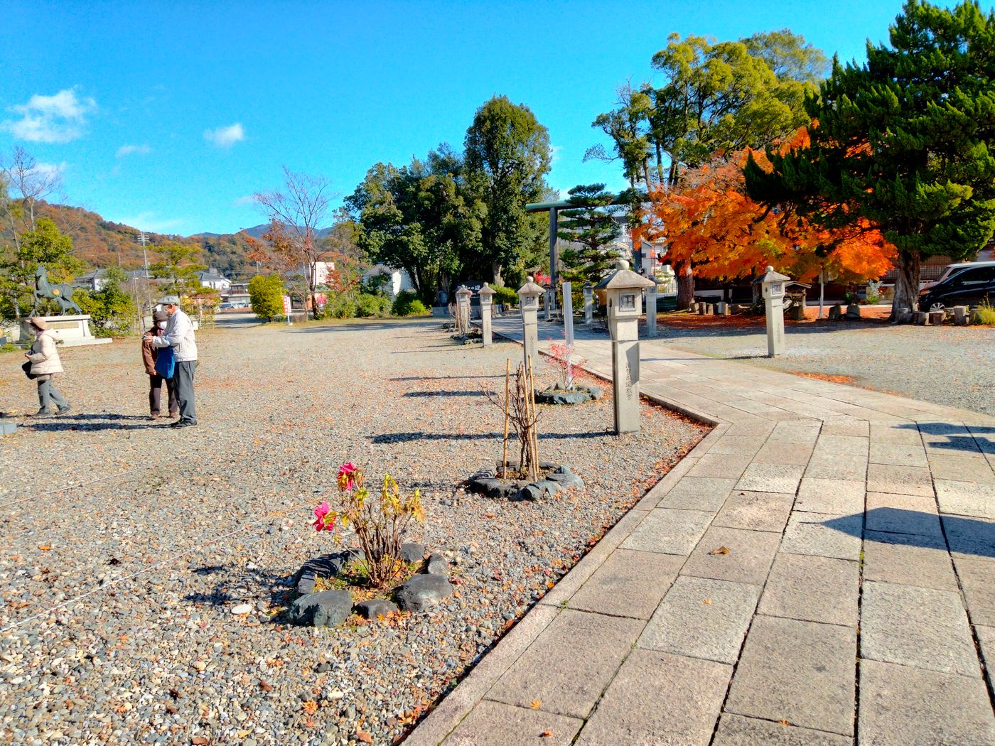 日の丸マーケット彦根★滋賀縣護国神社★3～12月の毎月第2土曜日