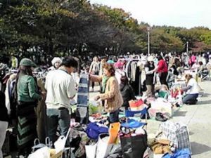 川崎等々力緑地公園フリーマーケット