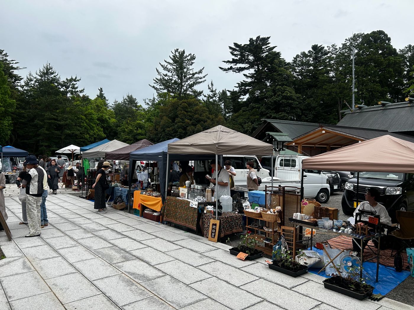 ～神社のマルシェ～石川護國神社　蚤の市