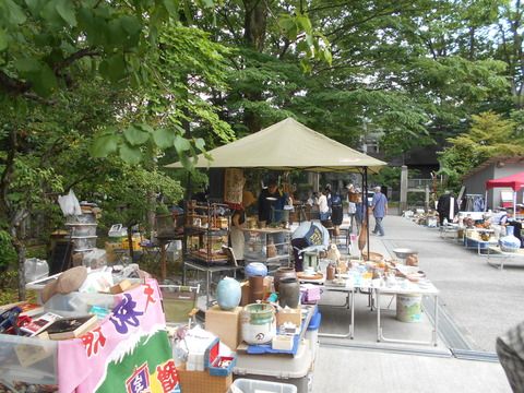 布多天骨董てんこもり市