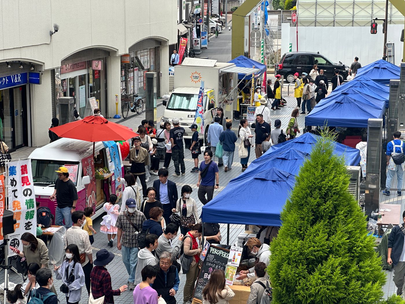 鶴見駅西口で開催!これつるフリーマーケット!
