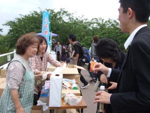 船橋海老川親水市民まつりフリーマーケット