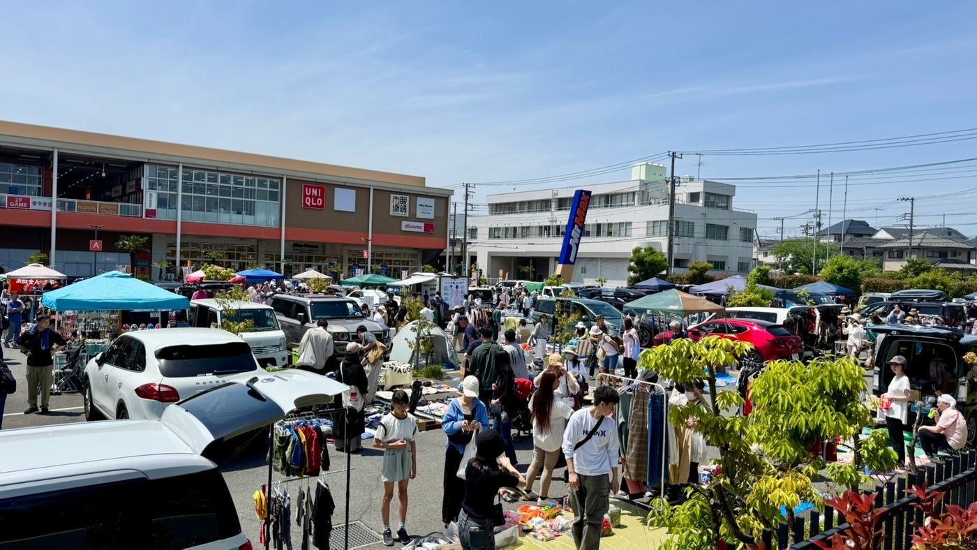 MrMax湘南藤沢ショッピングセンター（２F駐車場）フリーマーケット