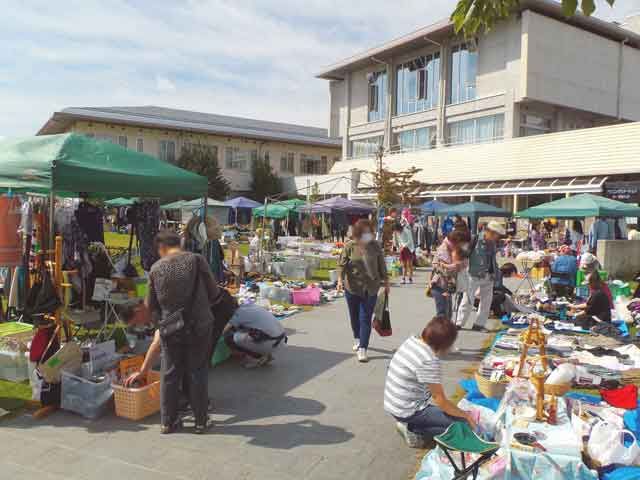 岡谷市 ハイツフリマ