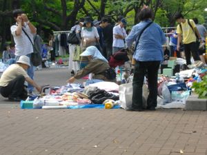 府中の森公園フリーマーケット