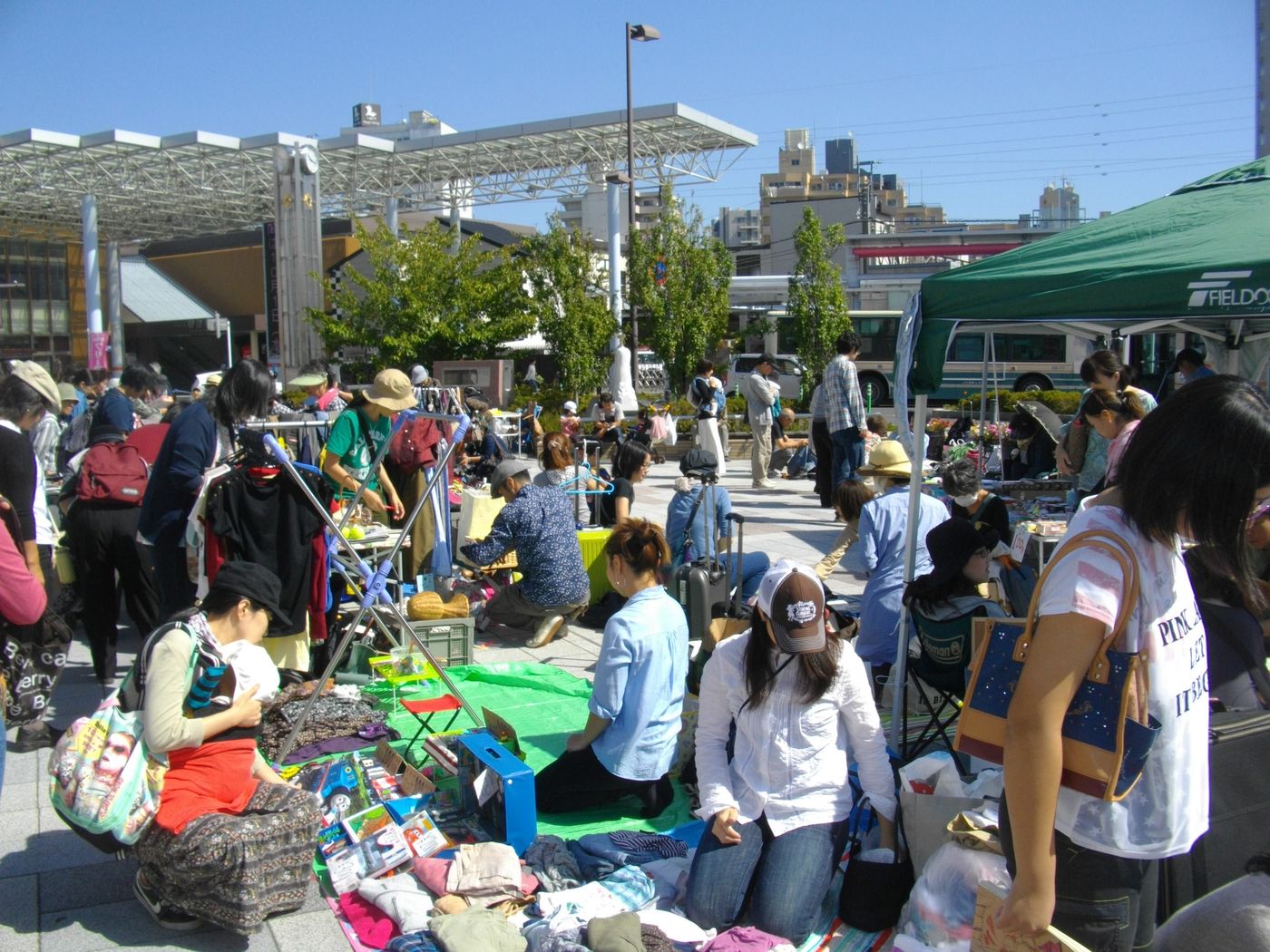 ◎「朝霞駅前　南口広場」◎