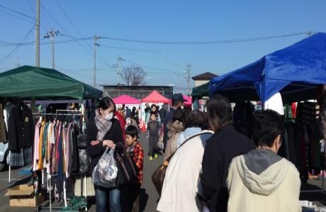 楽市楽座主催　チャリティフリーマーケットin光市