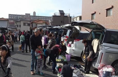 楽市楽座主催　チャリティフリーマーケットin光市