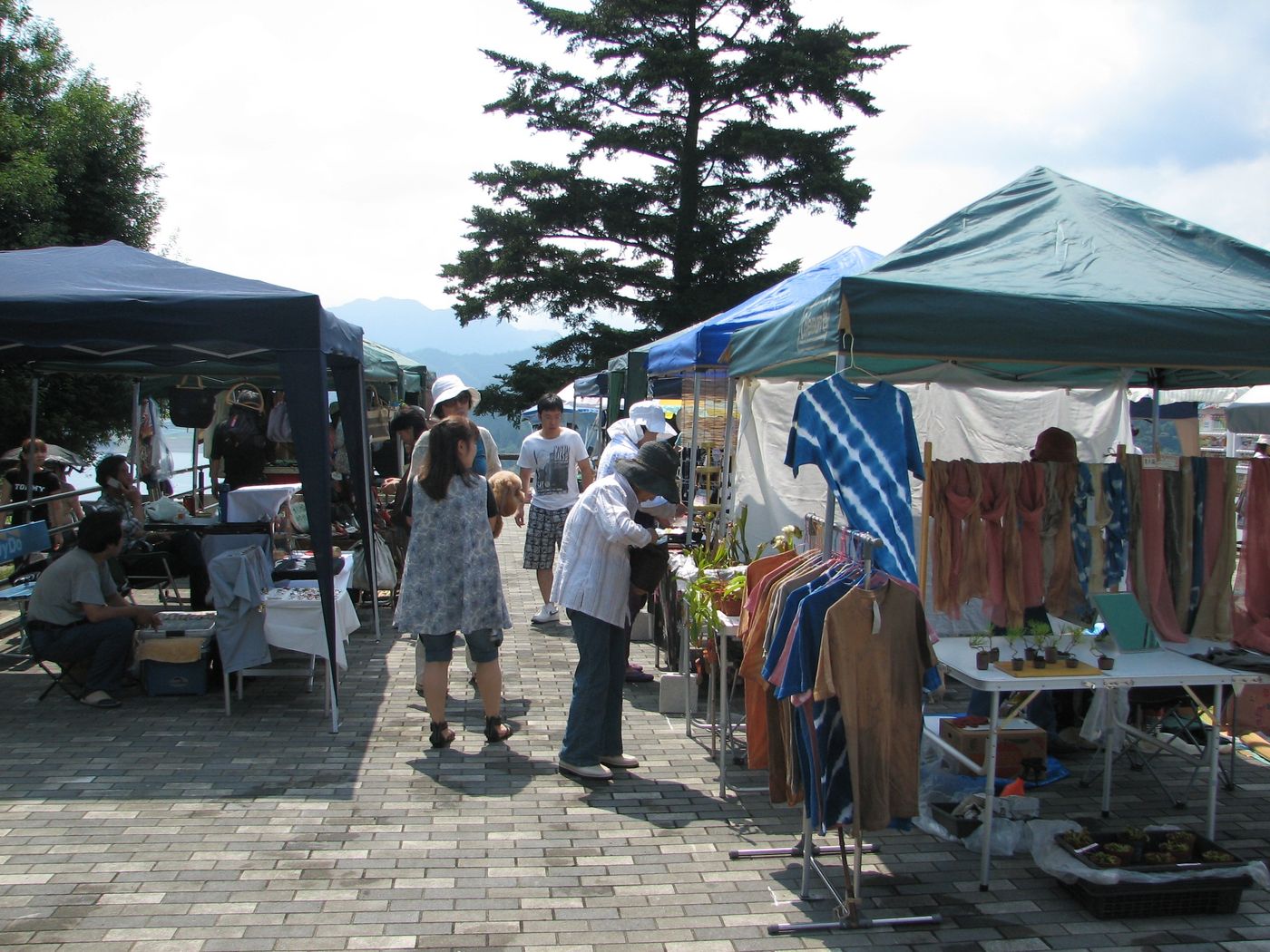 相模原市 鳥居原ふれあいの館(いえ) クラフト市