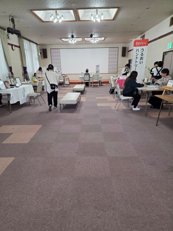 きずなマルシェ　みんなの八鶴館