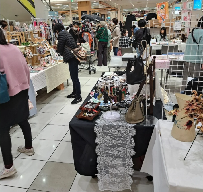 まんまるマルシェ　in イオンモール柏