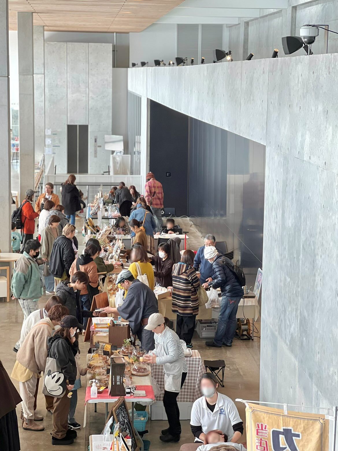 オトギノマルシェ in 氷見市芸術文化館