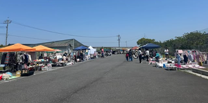 旭町フリーマーケット