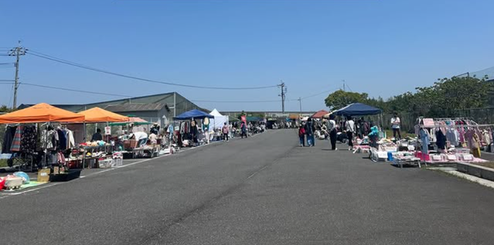旭町フリーマーケット