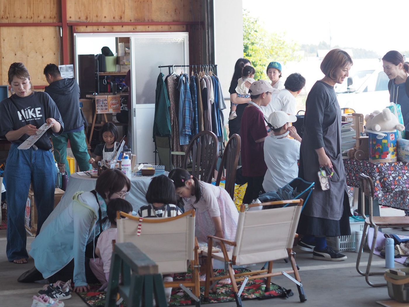 warehouse market