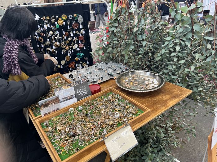 Happy Antique Market in 花博蚤の市